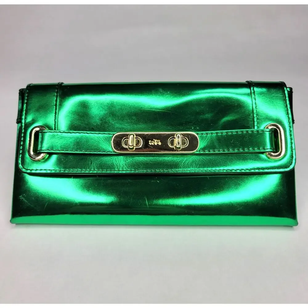 COACH Swagger Metallic Green Patent Leather Wallet* Holographic
